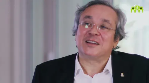 
					João Carlos Salles é eleito reitor da Ufba pela terceira vez
				
				