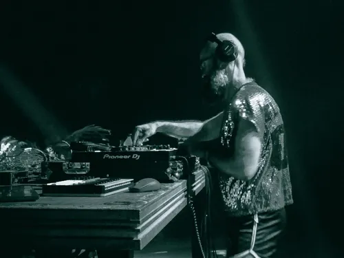 
					João Gomes, Lenine, Timbalada e Ira: Agenda Cultural de Salvador e RMS
				
				