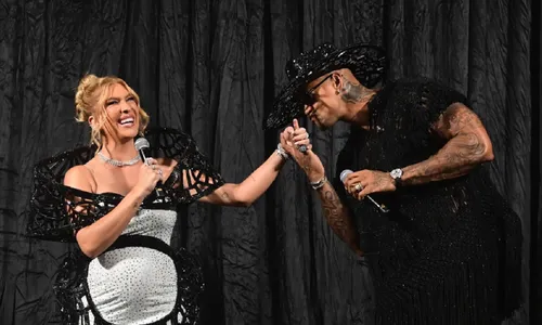 
					Léo Santana e Lore Improta confirmam estreia de Liz no Carnaval 2026
				
				