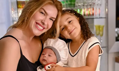 
					Lore Improta revela ordem médica após Levi virar 'uma bolinha'
				
				