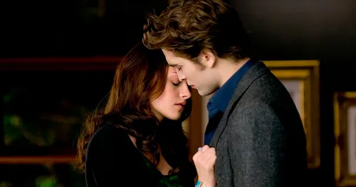 
					'Lua Nova', sequência de 'Crepúsculo', retorna aos cinemas brasileiros
				
				