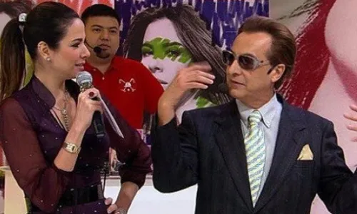 
					Luciana Gimenez se revolta após ser chamada de gorda por estilista
				
				