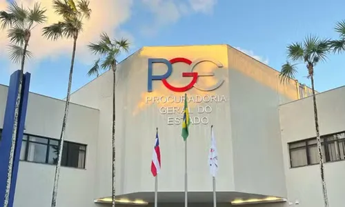 
					Mãe Bernadete: dois são condenados a 40 e 29 anos de prisão por morte
				
				