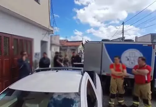 
					Pai de crianças que morreram em incêndio na Bahia pretendia buscá-las
				
				