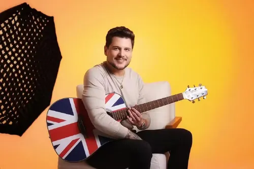 
					Maiara é flagrada com sertanejo e acende rumores de affair; VÍDEO
				
				