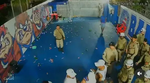 
					Mais de 70 integrantes da Bamor são conduzidos para delegacia na Bahia
				
				