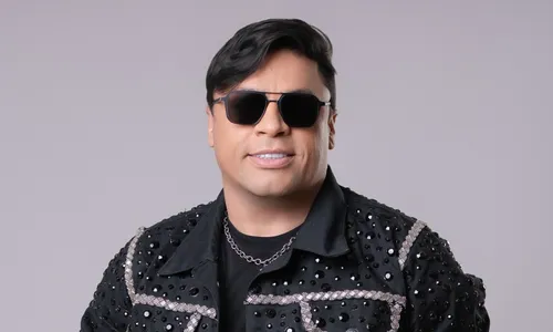 
					Filho de Neto Araújo sofre acidente a caminho do velório do pai
				
				
