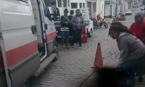 
					Mulher é atacada com barra de ferro em briga em Conceição do Coité
				
				