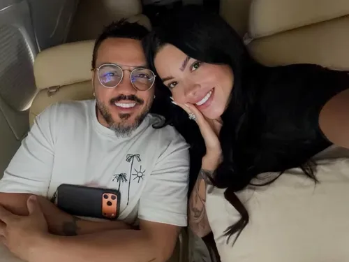 
					Ex de Rayane Figliuzzi resgata trisal e selinho de Belo em filho com ameaças: 'Rola droga'
				
				