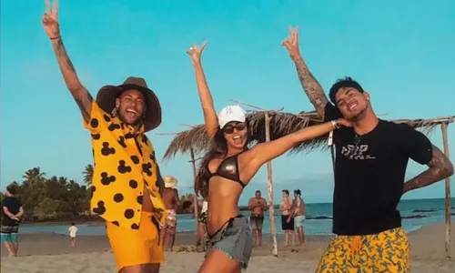 
					Namorada de Gabriel Medina expõe briga de Neymar e surfista
				
				