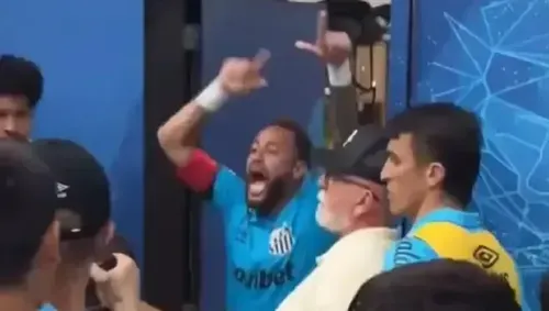
					Neymar debocha do presidente do Remo após ser chamado de 'vagabundo'
				
				
