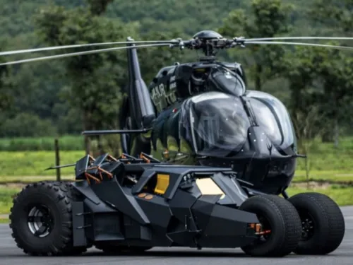 
					Neymar se apresenta à Seleção com 'Bat-helicóptero'; valor impressiona
				
				