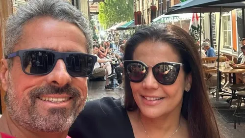 
					Nivea Stelmann revela abandono e separação do marido: 'Tô em choque'
				
				
