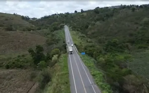 
					PRF adota drones para reforçar fiscalização nas rodovias baianas
				
				