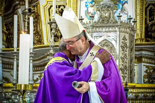 
					Padre Edson é o novo vigário-geral da Arquidiocese de São Salvador
				
				