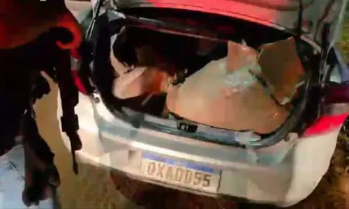 
					Polícia prende homem com 80 kg de cocaína no interior da Bahia
				
				