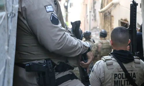 
					Polícia prende suspeito de atirar contra guarnições em Salvador
				
				