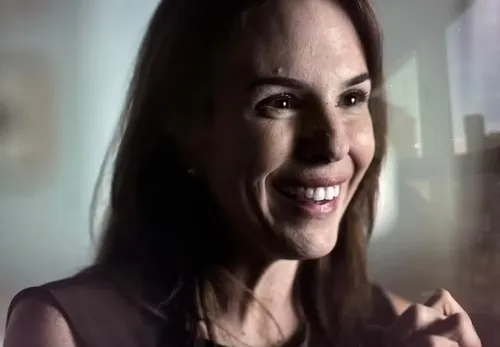 
					Por que Suzane von Richthofen gargalhou em documentário? Motivo choca
				
				