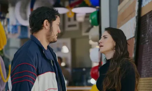 
					Quem Ama Cuida: Adriana é humilhada por Tom e sofre baque com emprego
				
				