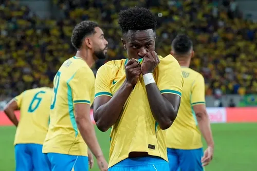 
					De Batman à Seleção Brasileira: o que assistir na TV Globo nesta semana de 26 de setembro a 2 de outubro
				
				
