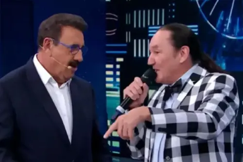 
					Ratinho manda recado emocionante para humorista Marquito após acidente
				
				