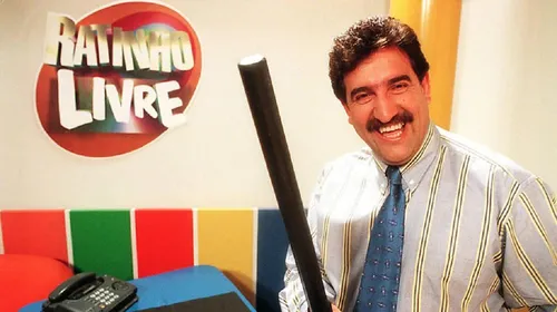 
					Ratinho quebra o silêncio sobre saída do SBT e revela destino
				
				