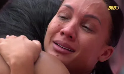 
					Resumo BBB 26: Babu vira alvo, Maxiane cogita desistir e Paredão falso
				
				