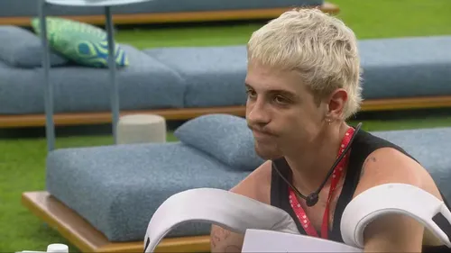 
					BBB 26: Globo quebra própria regra e leva brothers para a Sapucaí
				
				