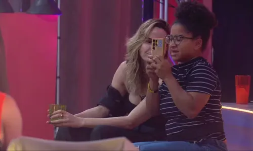 
					BBB: Milena é detonada por rivais após atitude na festa: 'Sorrateira'
				
				