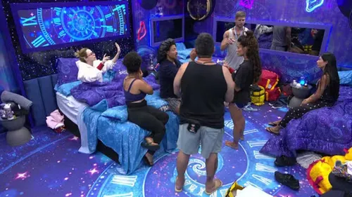
					Resumo BBB 26: quarteto do Quarto Branco entra na casa e Pedro surta
				
				