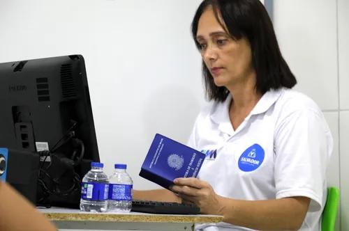 
					Salvador fecha 2025 como a 4ª cidade que mais gerou empregos no Brasil
				
				