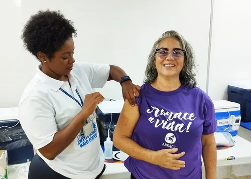 
					Salvador tem serviços grátis para quem tem lúpus e doenças reumáticas
				
				