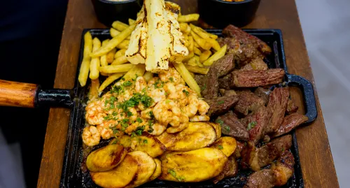 
					Seis restaurantes em Salvador com promoções no delivery durante a Copa
				
				
