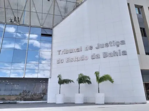 
					Servidor é condenado após amputar o próprio pé em fraude de R$ 1,5 mi
				
				
