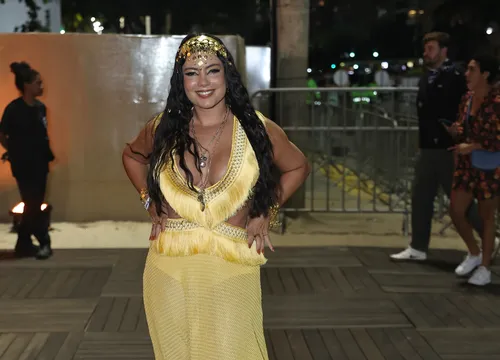 
					Shakira no Rio: famosos marcam presença no VIP do show; FOTOS
				
				