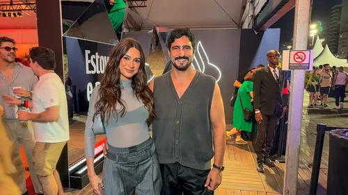 
					Shakira no Rio: famosos marcam presença no VIP do show; FOTOS
				
				