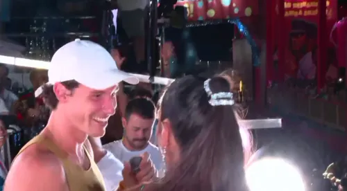 
					Shawn Mendes se emociona com declaração de Ivete Sangalo: 'Meu filho'
				
				