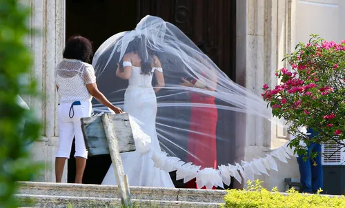 
					Sophie Charlotte grava casamento na reta final de 'Três Graças'; FOTOS
				
				