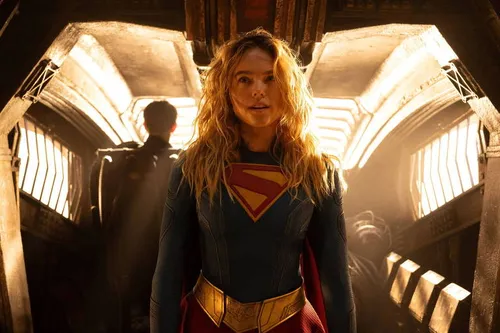 
					'Supergirl': vulnerabilidade tira heroína da sombra do Superman
				
				