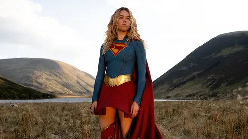 
					'Supergirl': vulnerabilidade tira heroína da sombra do Superman
				
				