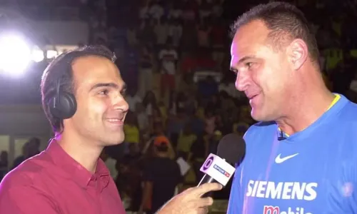 
					Família de Oscar Schmidt fala pela primeira vez após morte; LEIA
				
				