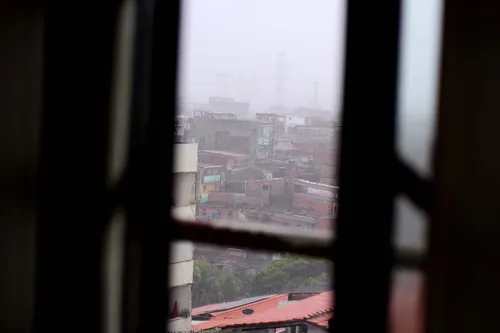 
					Tempo melhora em Salvador, mas nova frente fria traz chuvas fortes
				
				
