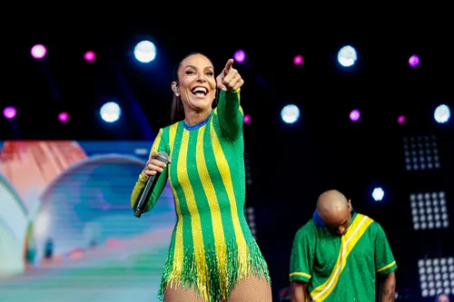 
					Tiago Maia prestigia show de Ivete Sangalo antes da estreia do Brasil
				
				