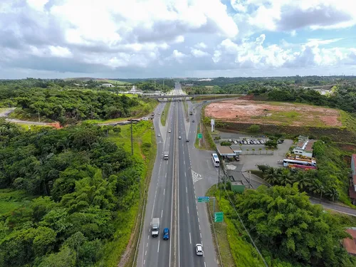 
					Tiradentes: mais de 600 mil veículos são esperados em rodovias baianas
				
				