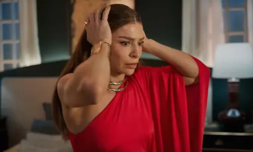 
					Três Graças: descubra quando será o 1º beijo de Viviane Araújo e Belo
				
				