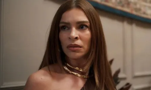 
					Três Graças: Arminda ganha novo amante e personagem flagra sexo
				
				