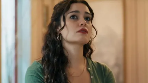 
					'Três Graças': Gerluce na mira de Ferette? Lígia faz alerta após crime
				
				