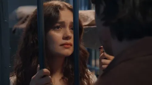 
					'Três Graças': Gerluce sai da prisão e herói vive inferno com Paulinho
				
				