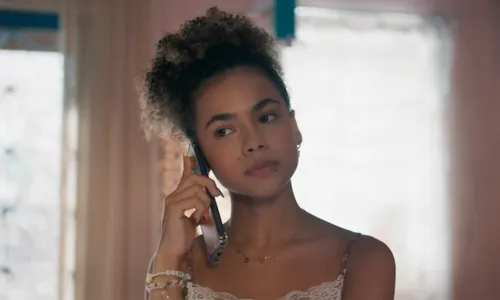 
					Três Graças: Lorena toma atitude e namoro com Juquinha conhece ruína
				
				