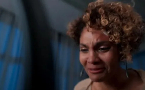 
					'Três Graças': encurralada, Arminda faz crueldade para salvar segredo
				
				